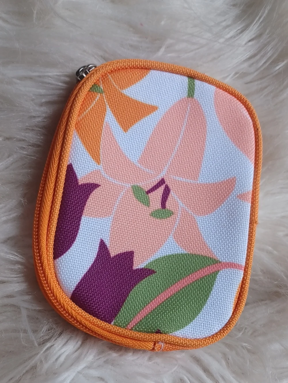 Clinique Pouch